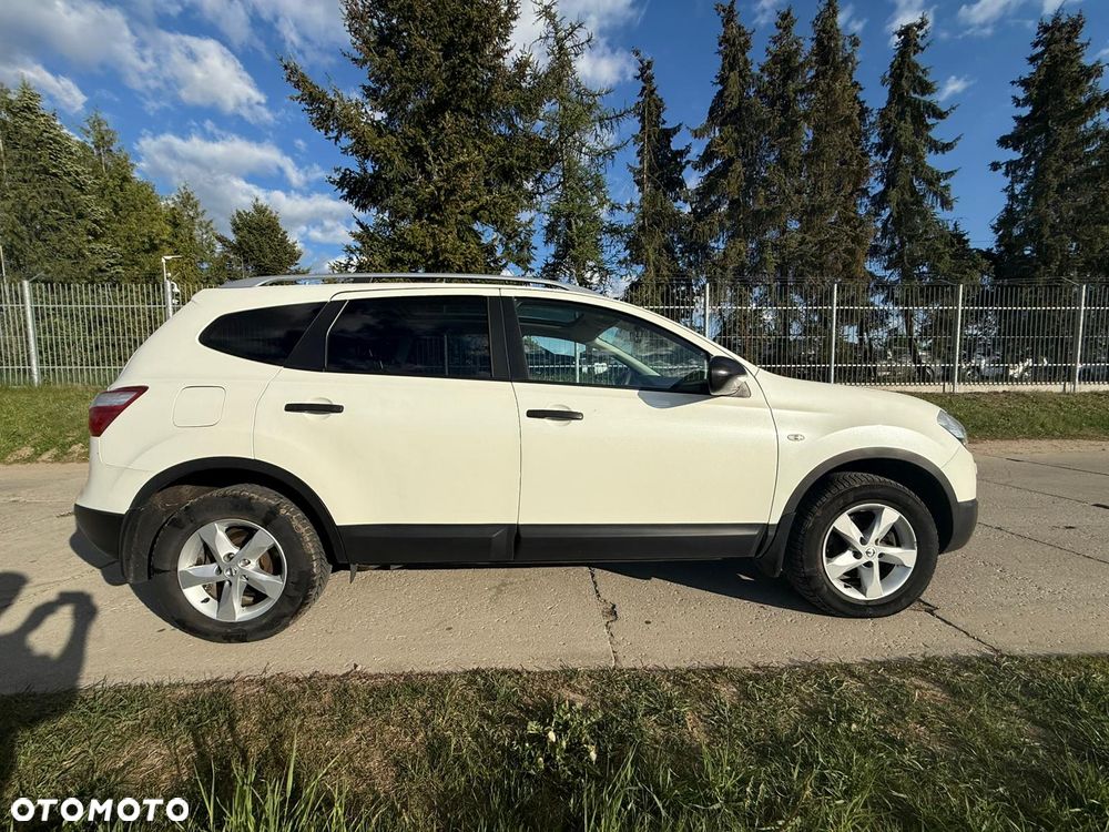 Nissan Qashqai+2 - 9