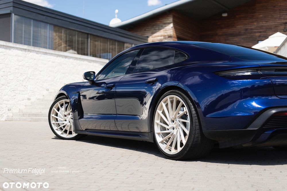 Porsche Taycan 22-calowe felgi Turismo RST  + opony letnie Michelin PS4 - 11