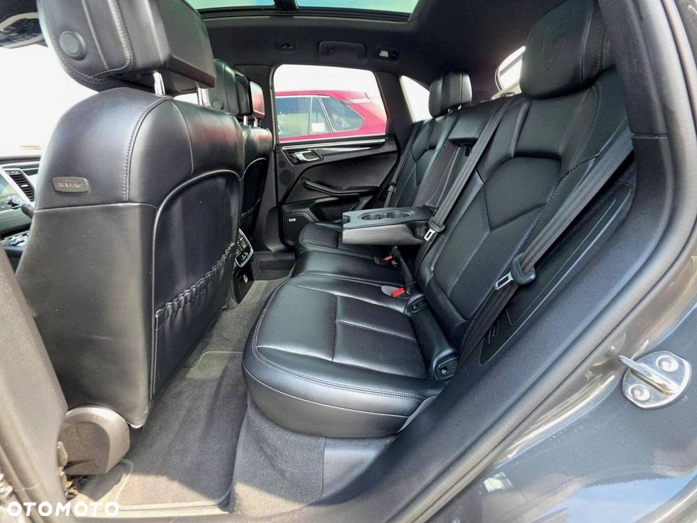 Porsche Macan Standard - 13