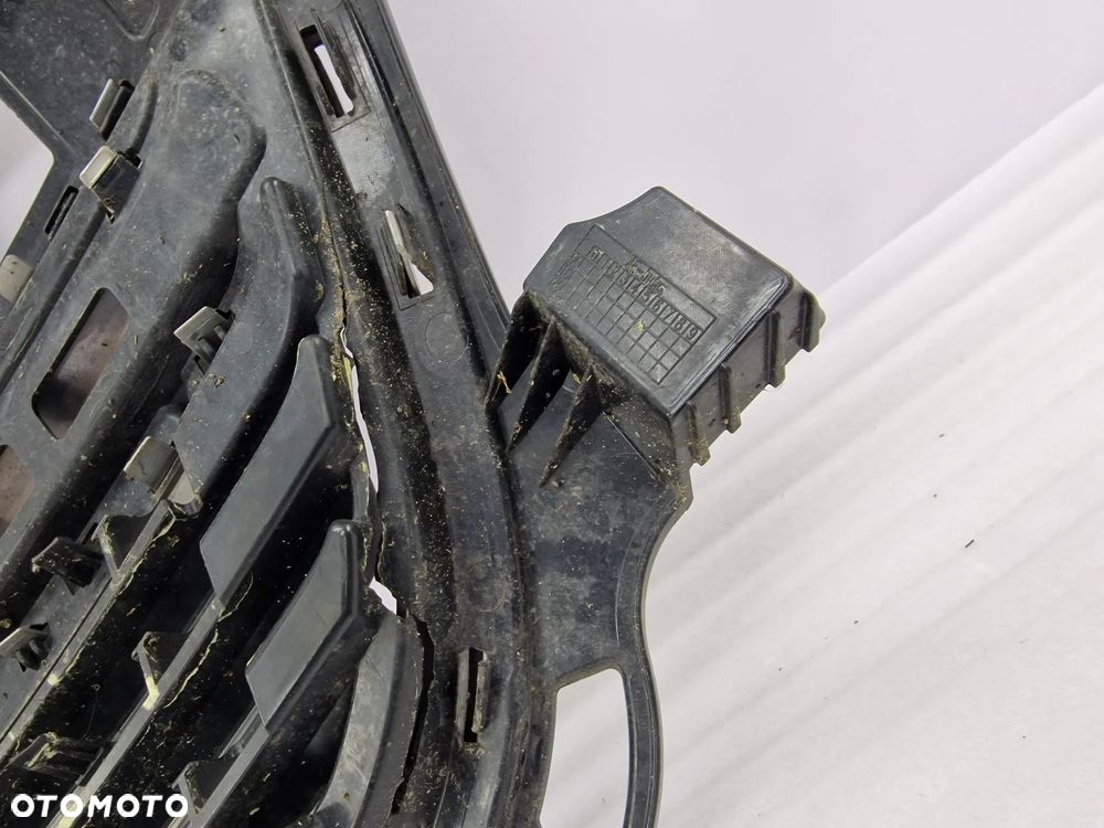 OPEL INSIGNIA A LIFT 13- ATRAPA / GRILL PRZEDNI PRZÓD , NR 13475242 , NR AUKCJI GR3 - 21