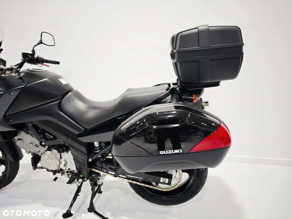 Suzuki V-STROM - 14