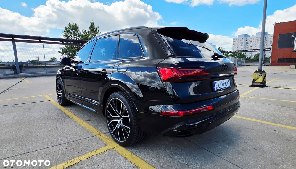 Audi Q7 55 TFSI mHEV Quattro S Line Tiptr - 5