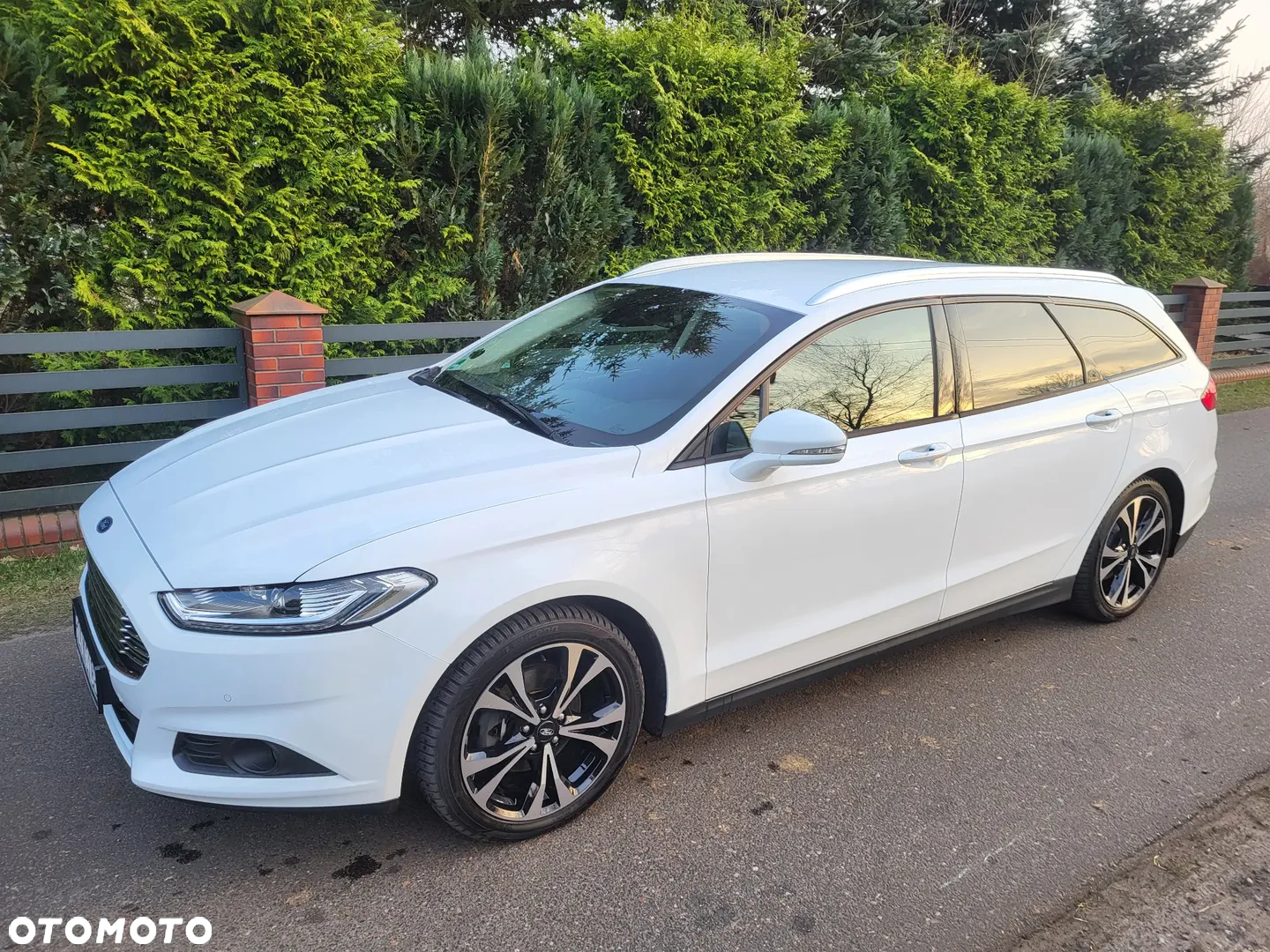 Ford Mondeo - 4