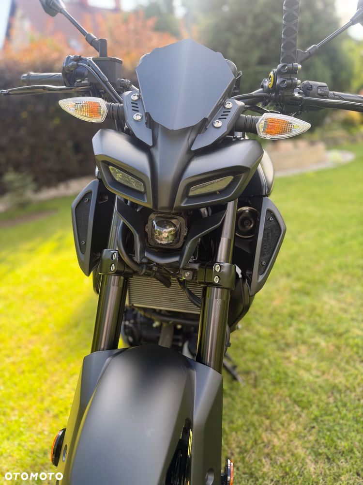 Yamaha MT - 9