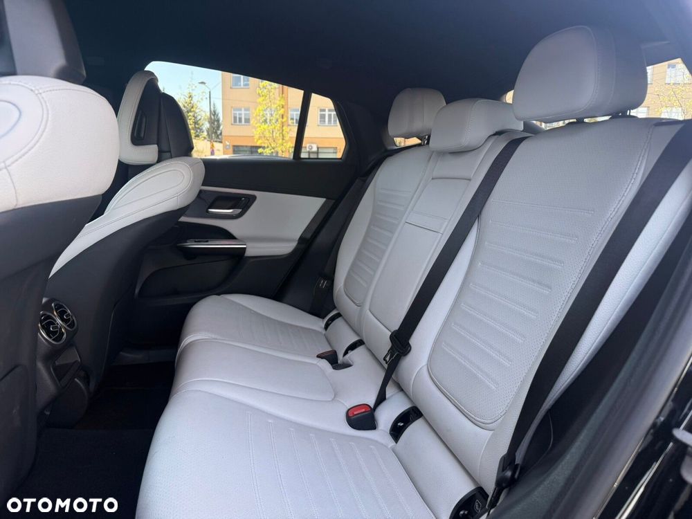 Mercedes-Benz GLC 200 mHEV 4-Matic AMG Line - 15