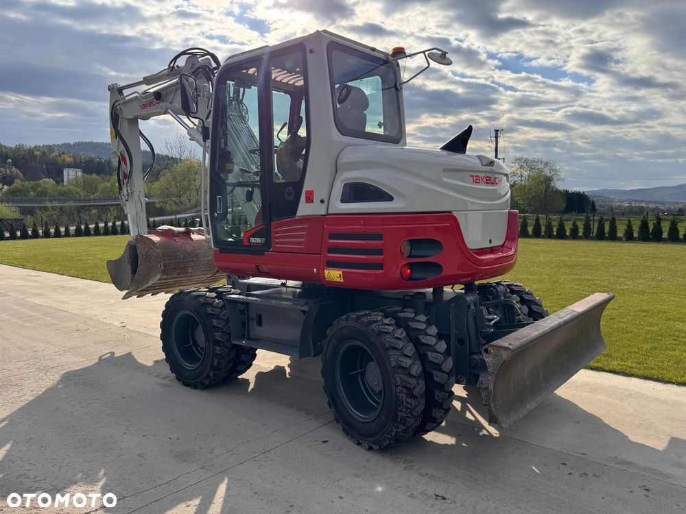 Takeuchi TB 295w - 3