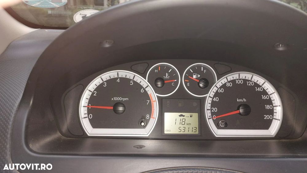 Chevrolet Aveo - 2