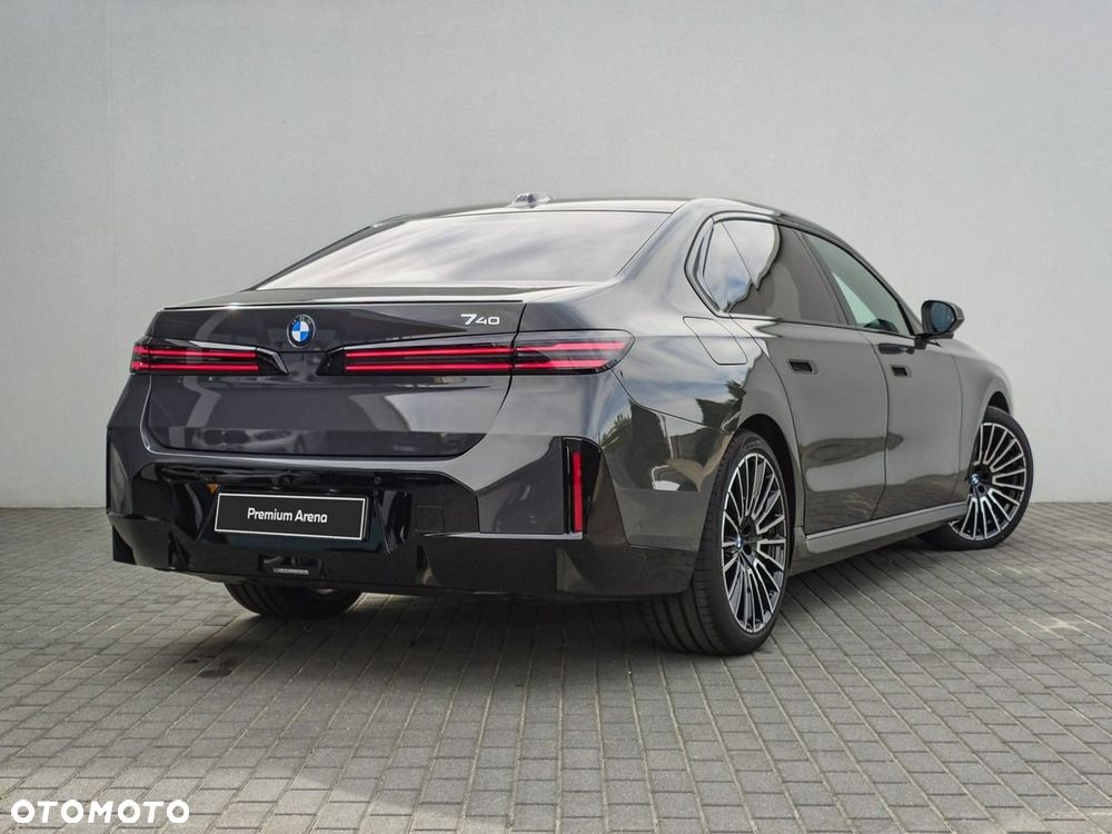 BMW Seria 7 - 6