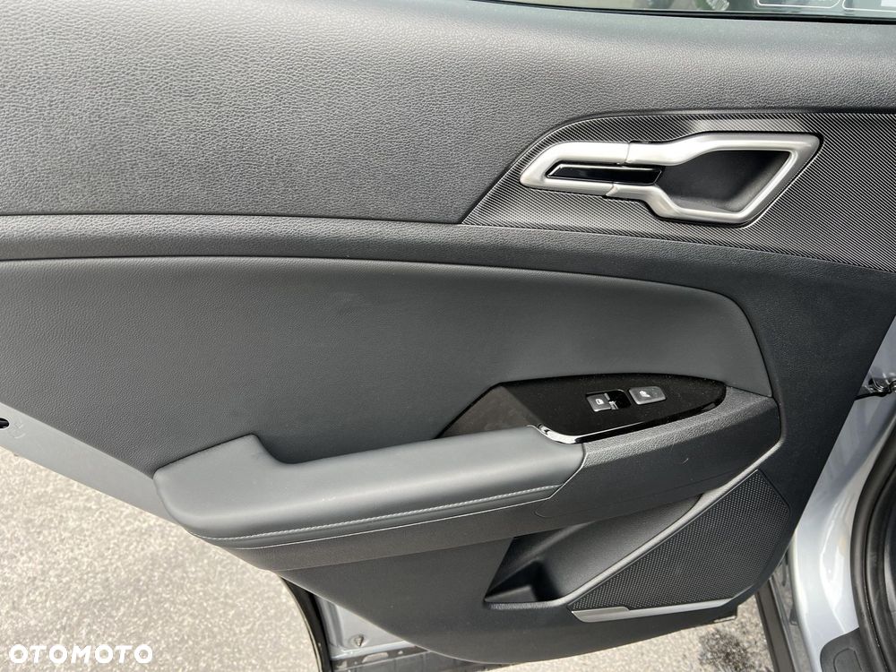 Kia Sportage - 16