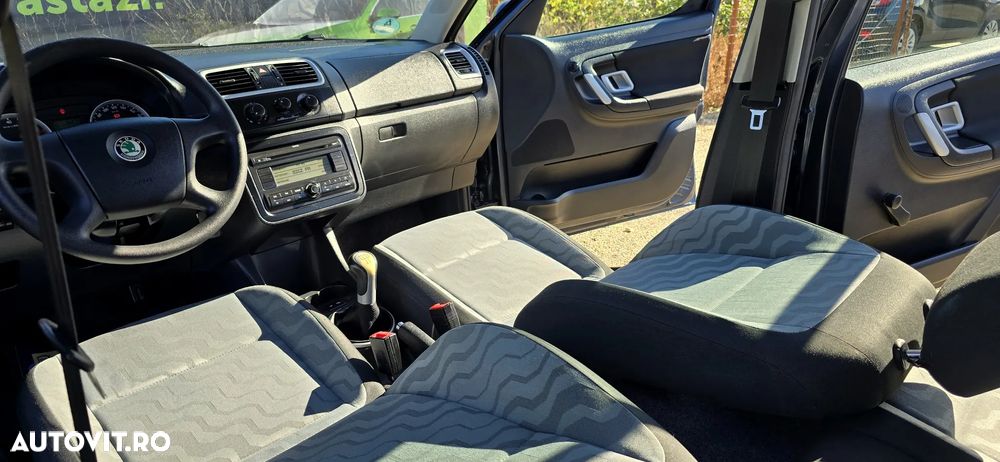 Skoda Roomster 1.4 Comfort - 13