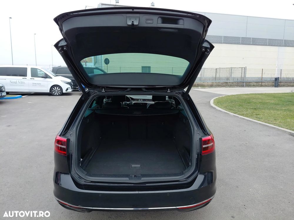 Volkswagen Passat 2.0 TDI SCR DSG Highline - 16