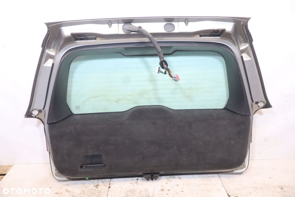 KLAPA TYLNA VOLVO V70 III 484-16 - 2