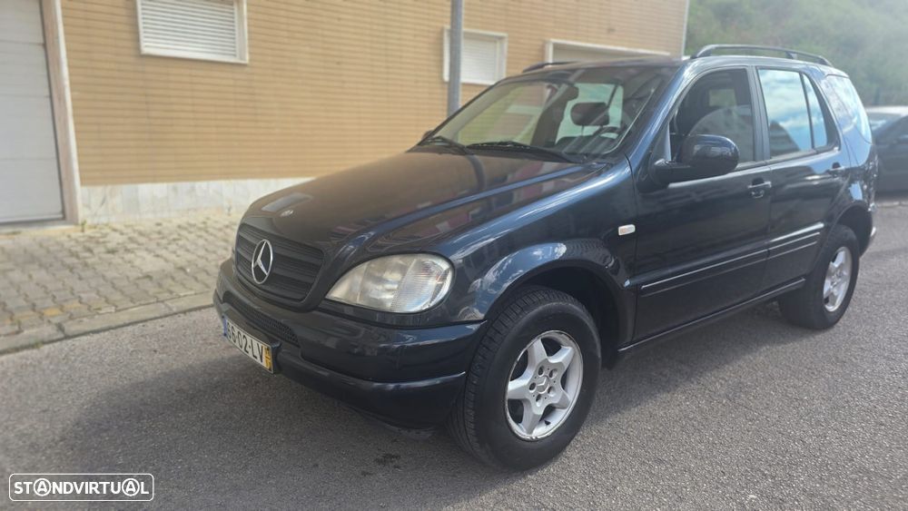 Mercedes-Benz ML 230 Standard - 1