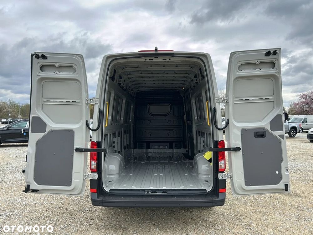 Volkswagen Crafter 35 Furgon L4H3, 2.0BiTDI 177KM, 4490mm, Wysoki dach, r.o. 4490 - 10