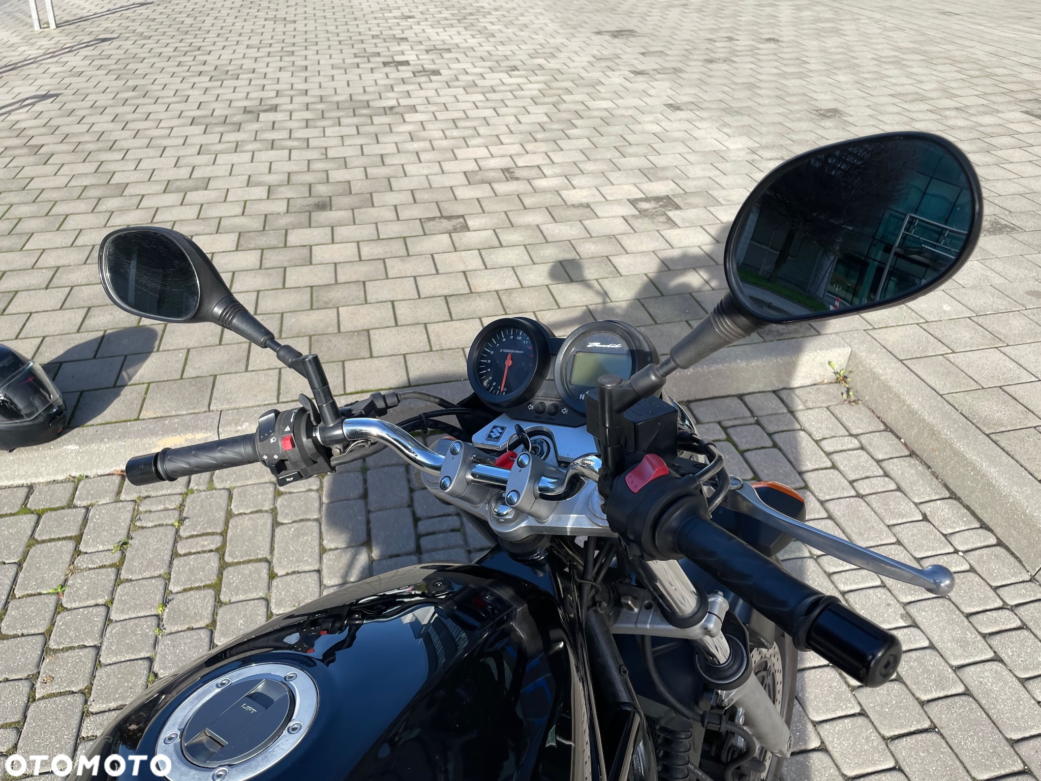 Suzuki Bandit - 6