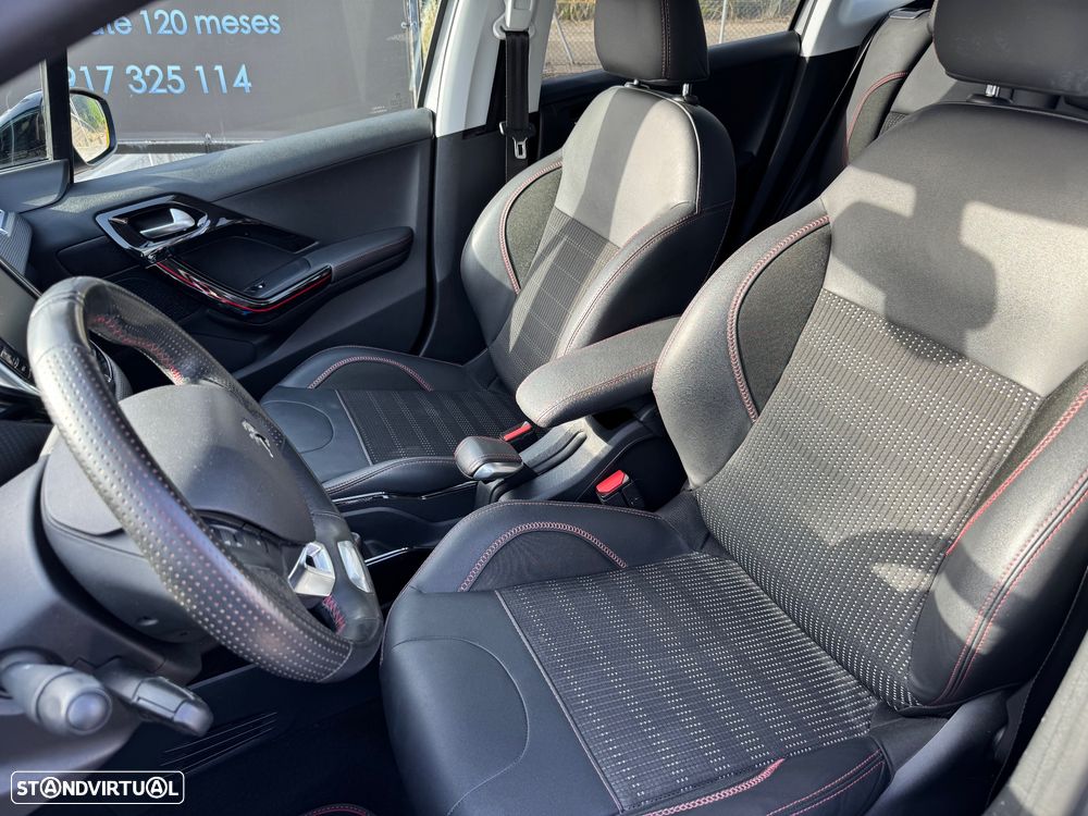 Peugeot 2008 PureTech 130 Stop&Start GT-Line Edition - 9