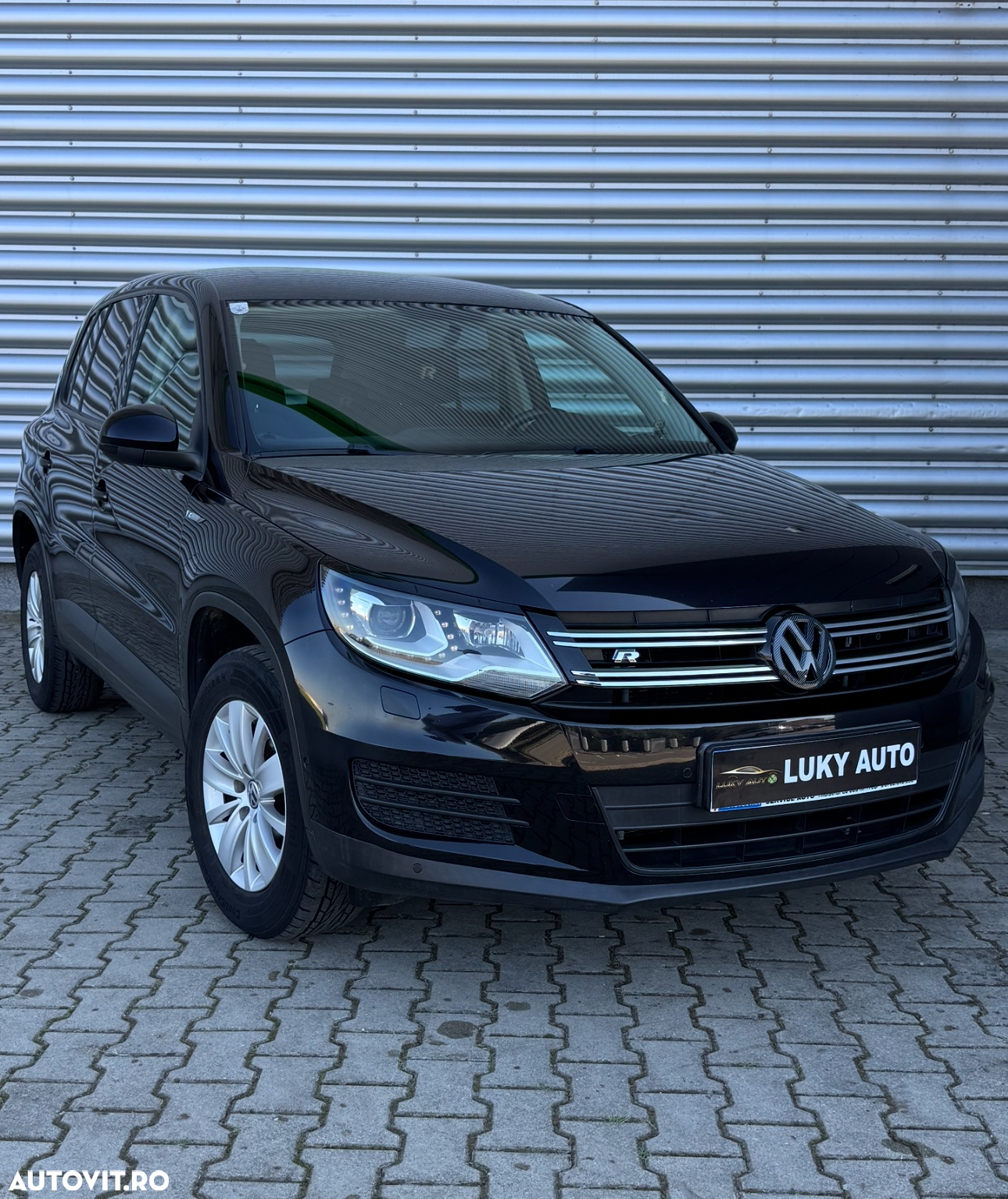 Volkswagen Tiguan - 5