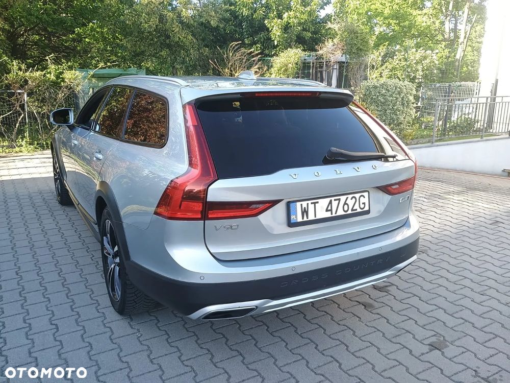 Volvo V90 Cross Country D4 AWD - 3
