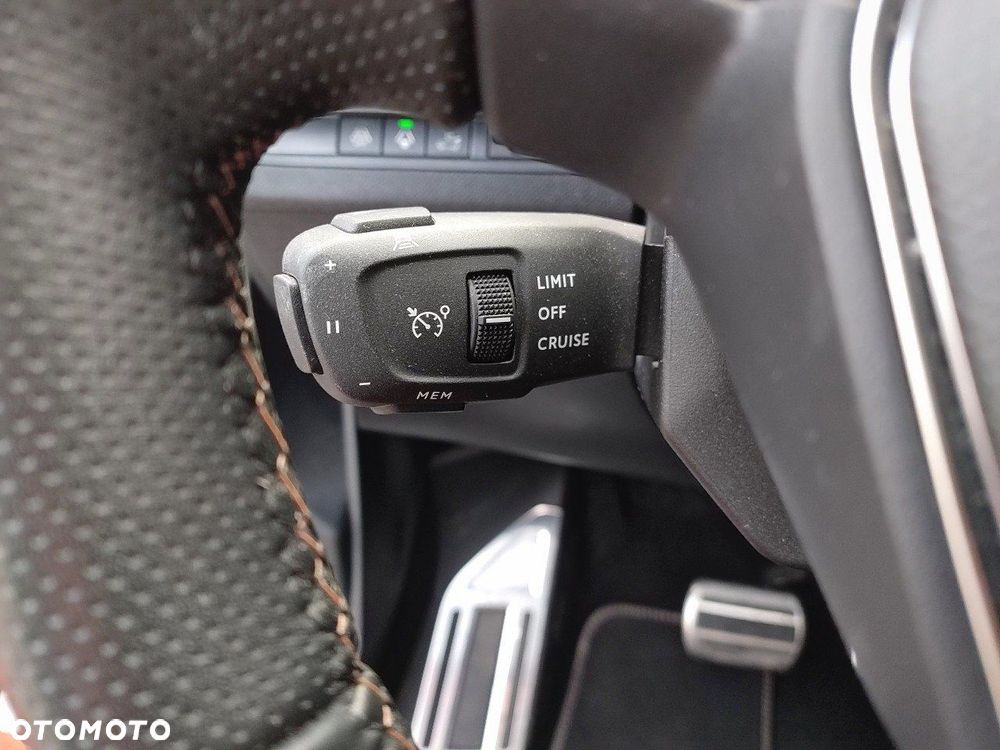 Peugeot 5008 1.5 BlueHDi GT S&S EAT8 - 17