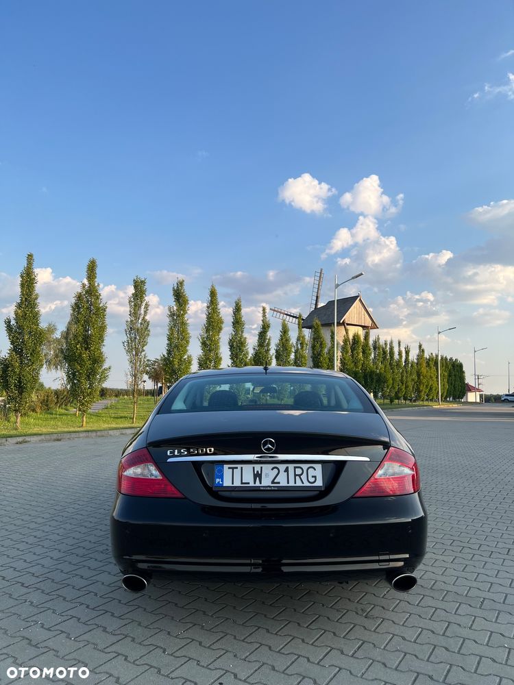 Mercedes-Benz CLS - 9