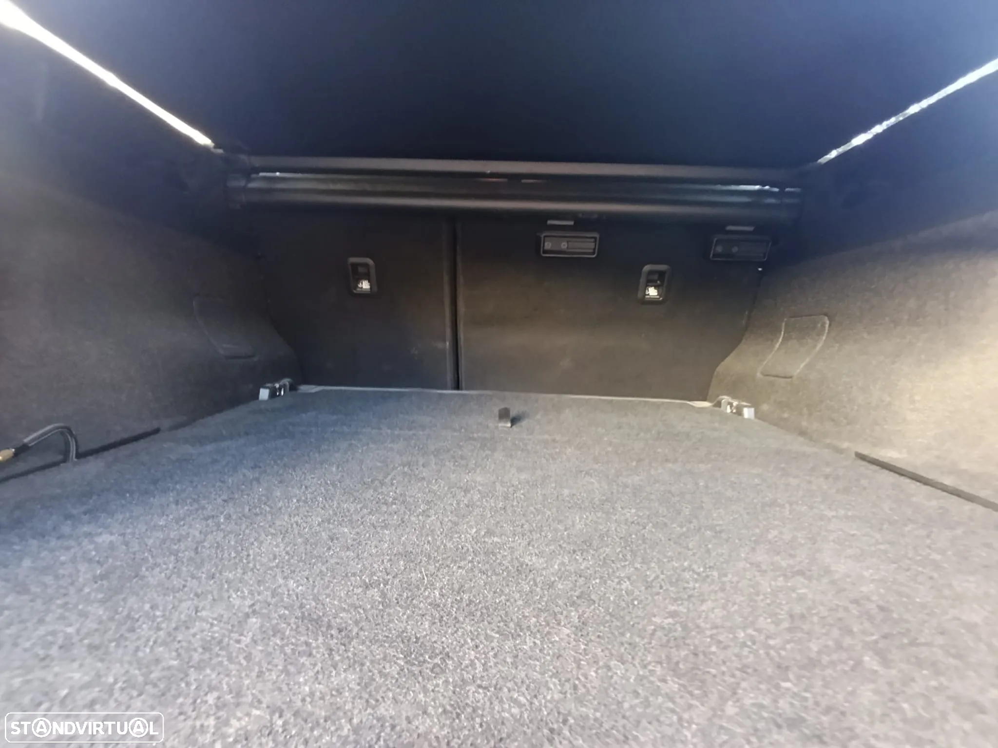 Toyota Auris Touring Sports 1.4 D-4D Com+P.Sport +Navi - 26