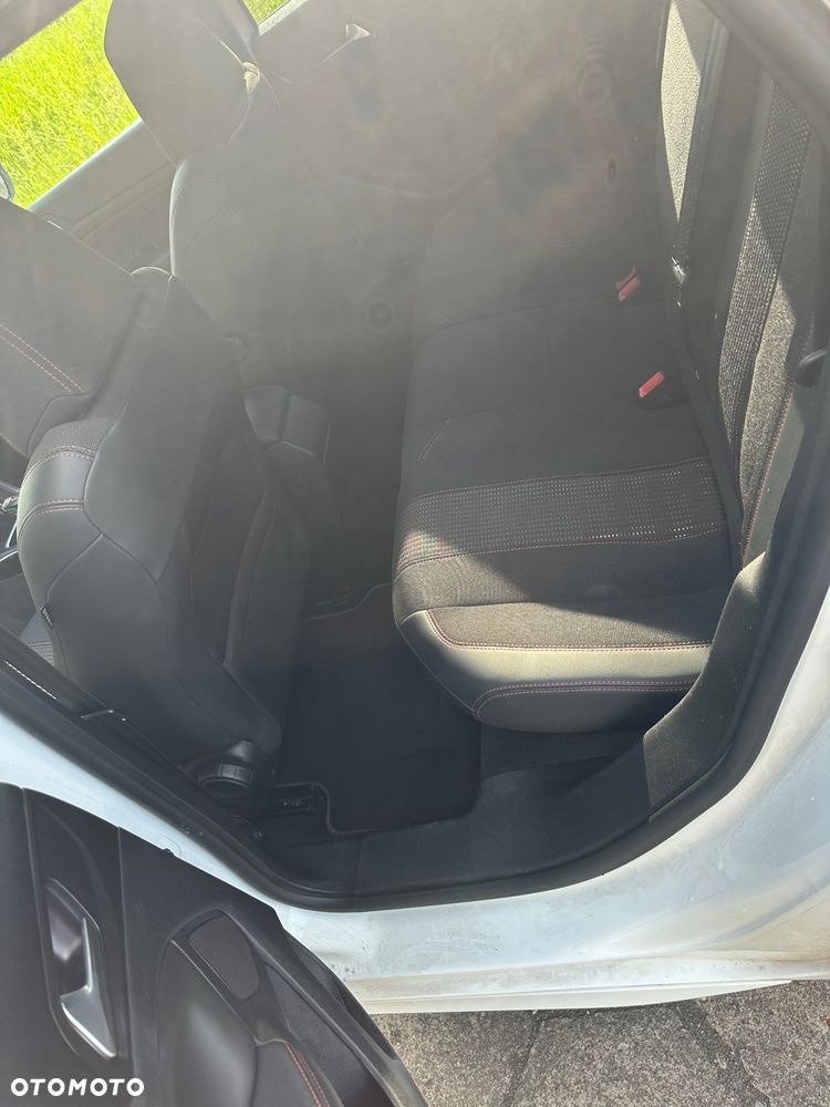 Peugeot 308 1.5 BlueHDi Active Pack S&S EAT8 - 12