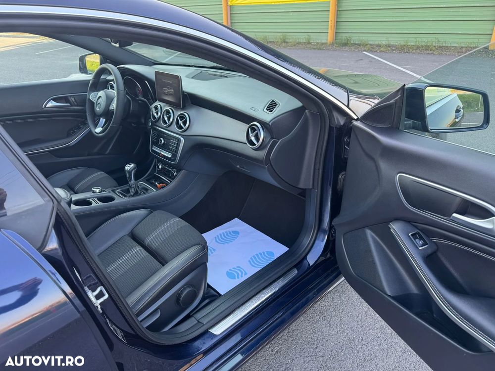 Mercedes-Benz CLA - 10