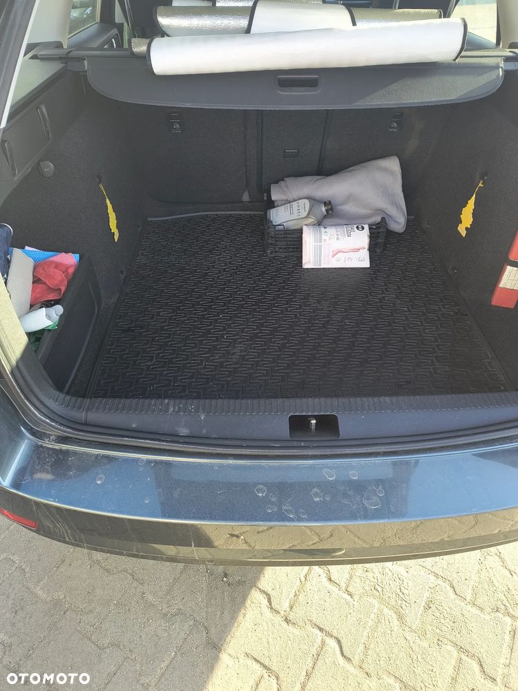 Skoda Octavia 2.0 TDI SCR Ambition DSG - 9