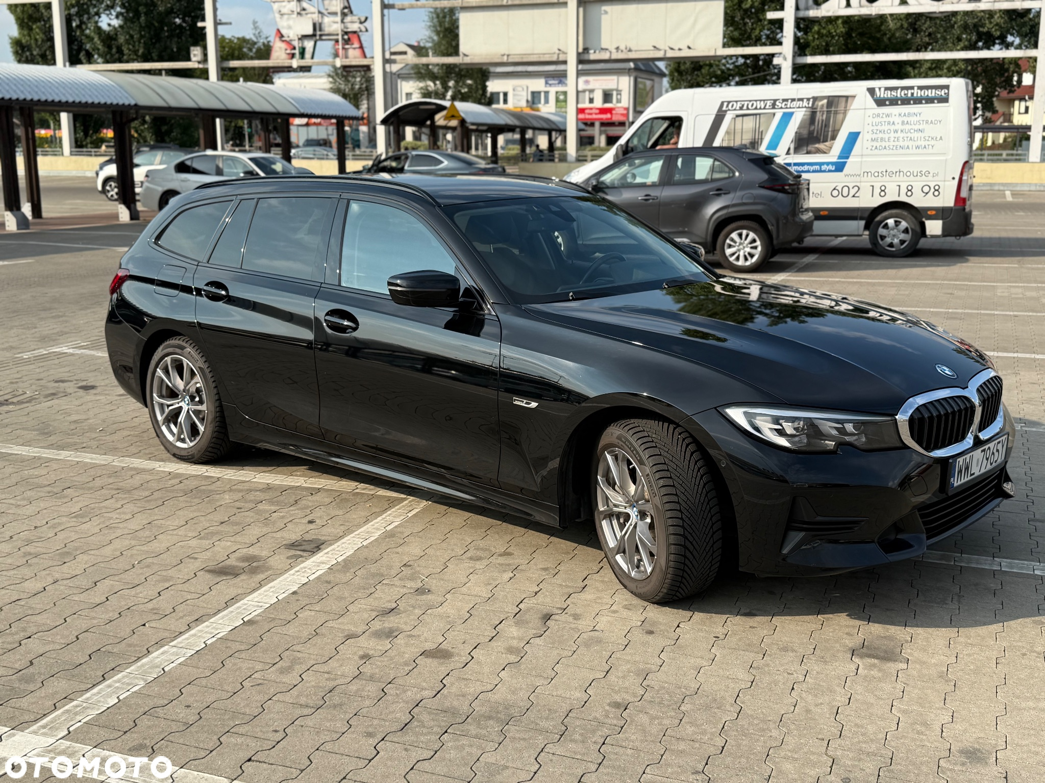 BMW Seria 3 330e PHEV sport - 8