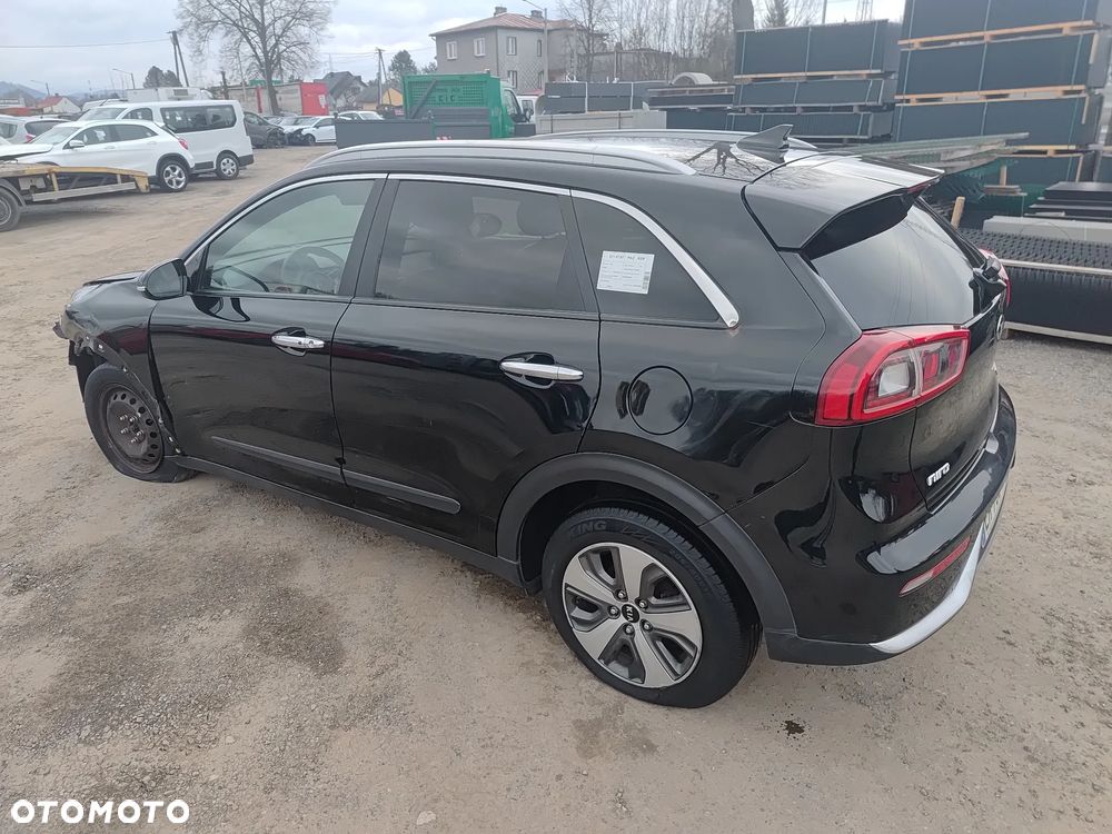 Kia Niro 1.6 GDI 2WD Vision - 11