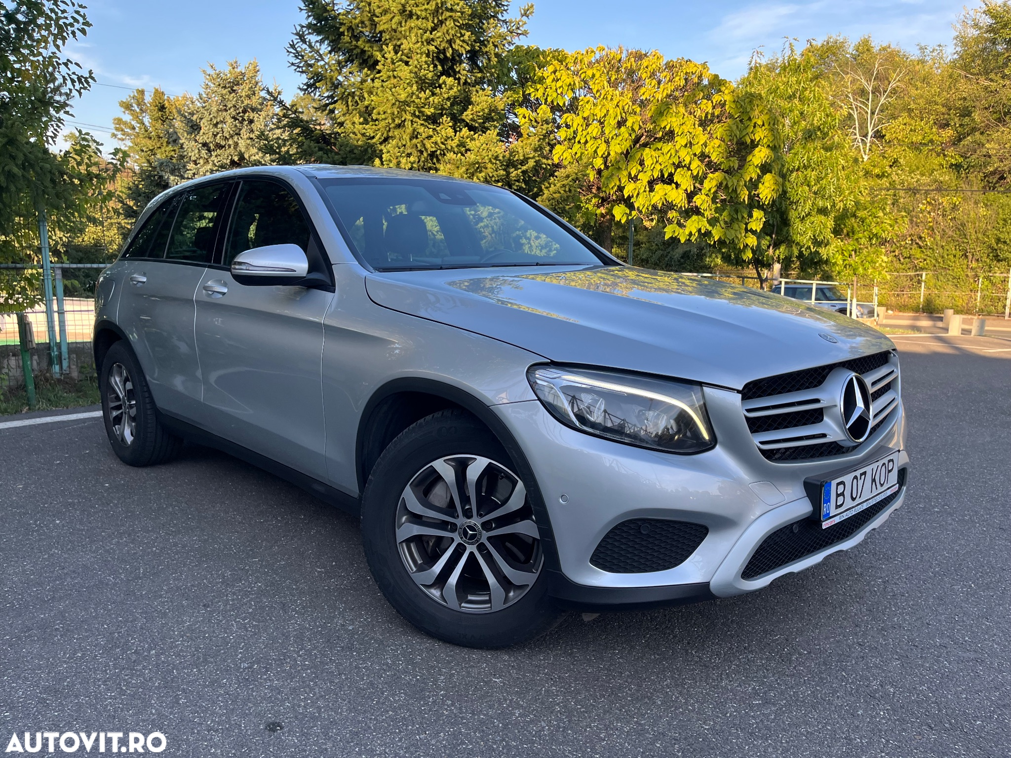 Mercedes-Benz GLC 220 d 4MATIC - 9