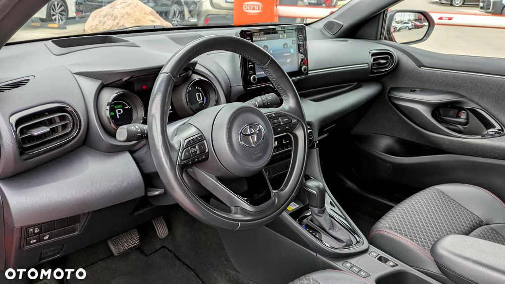 Toyota Yaris - 8