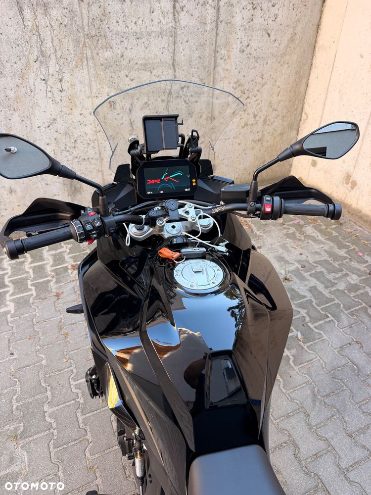 BMW XR - 10