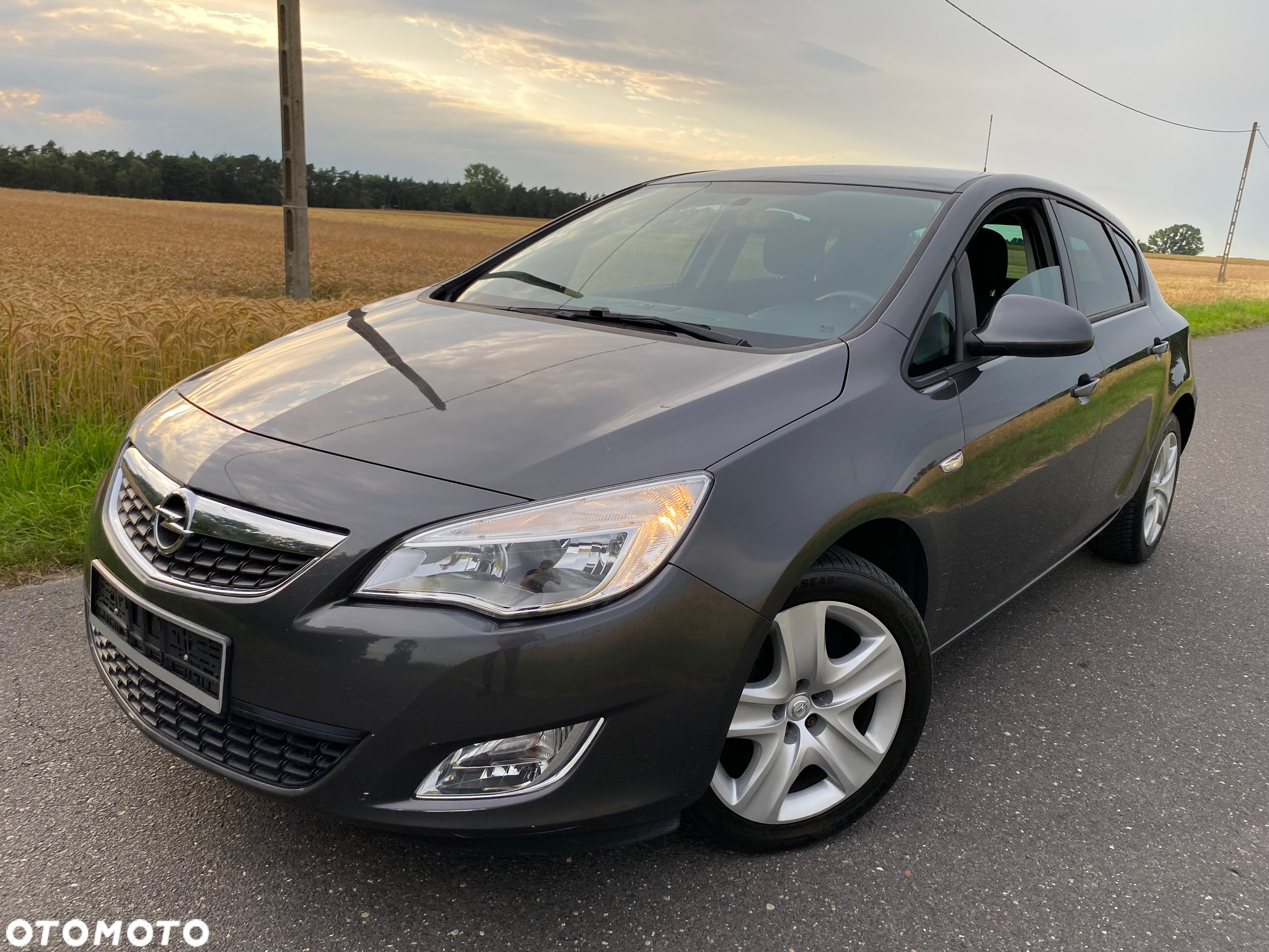 Opel Astra IV 1.4 Cosmo - 11