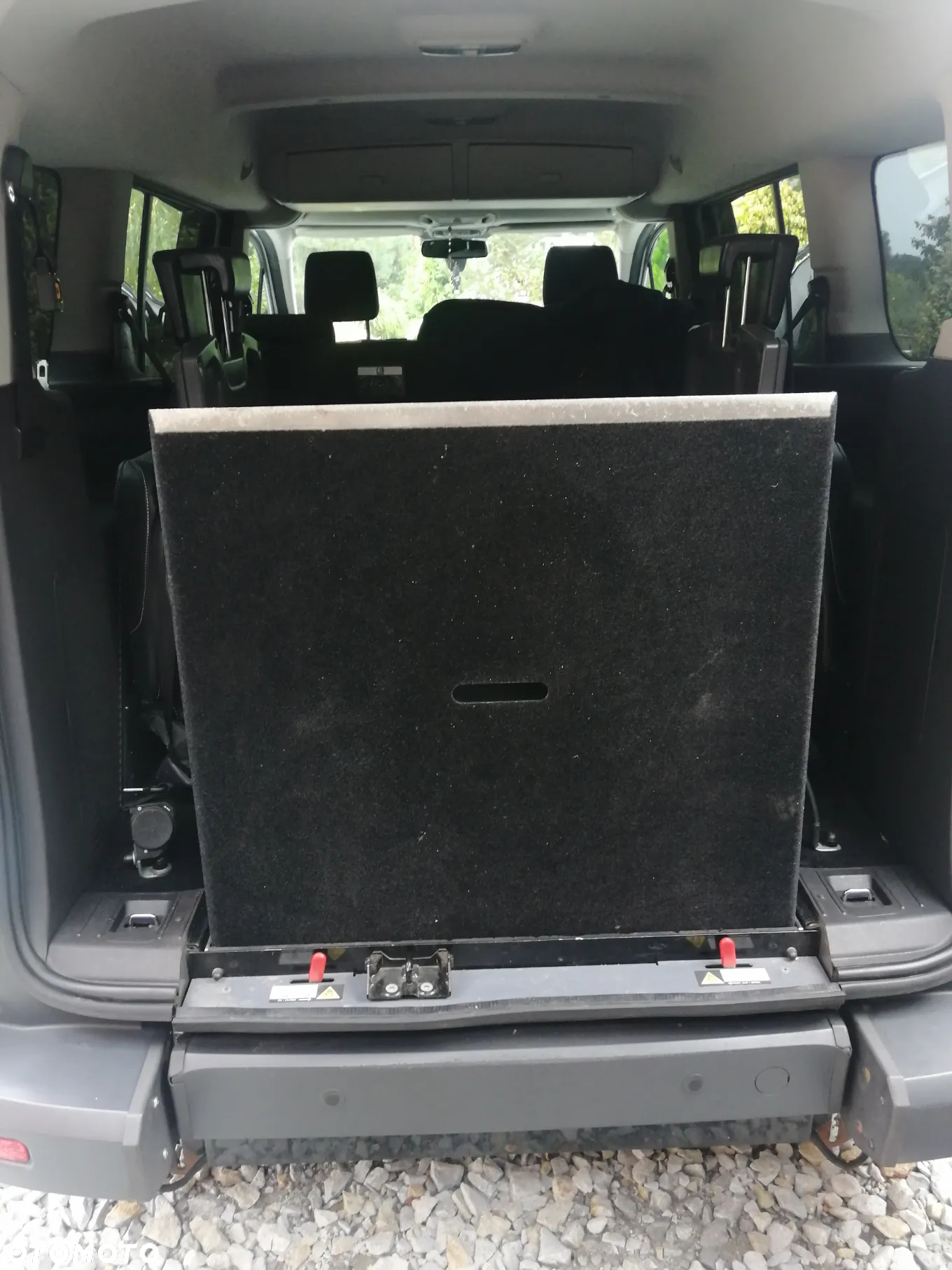 Ford Tourneo Connect - 14