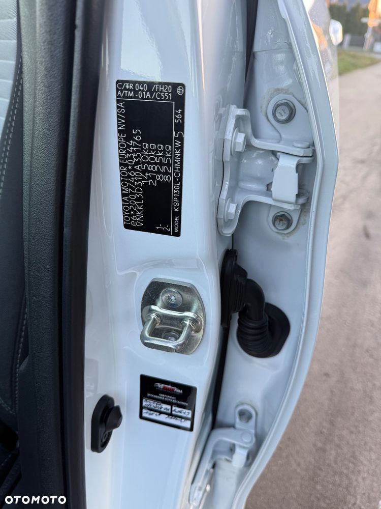 Toyota Yaris 1.0 Premium - 14