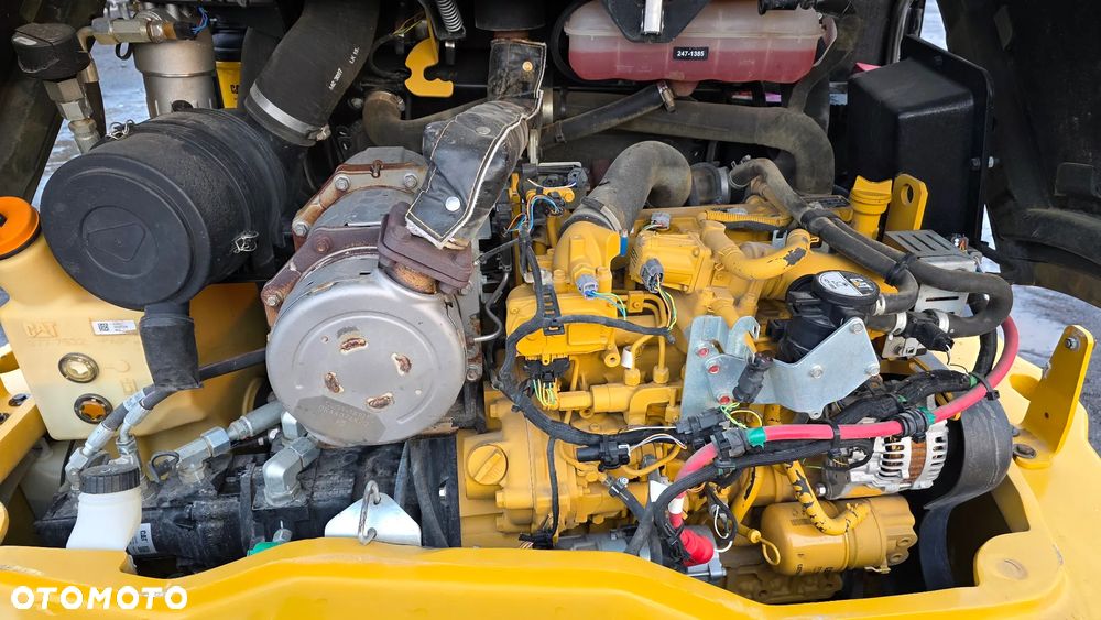 Caterpillar 907M - 7