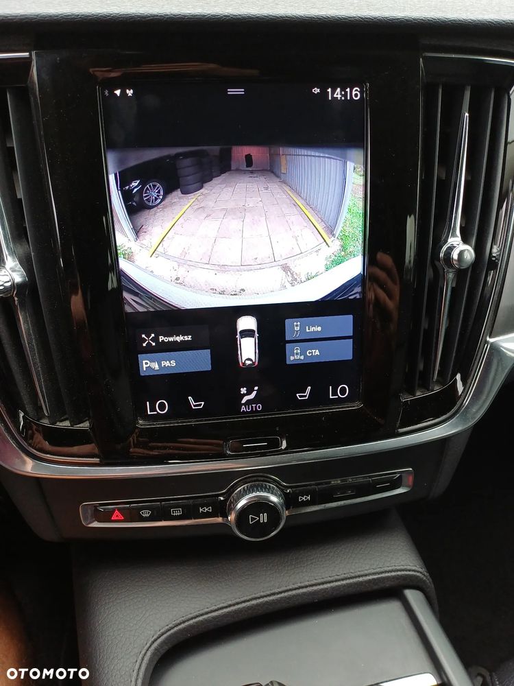 Volvo V90 D5 AWD Geartronic Momentum Pro - 18