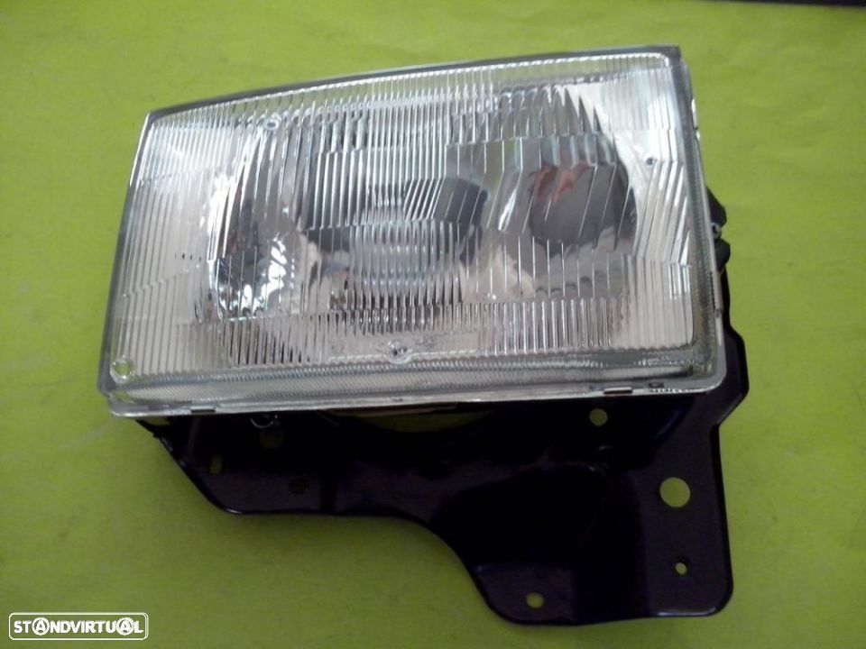 Faróis da frente novos Opel Monterey 3.1 - 1