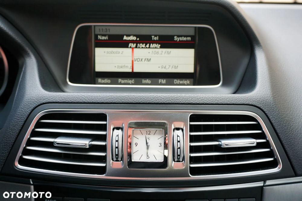 Mercedes-Benz Klasa E 200 7G-TRONIC - 33