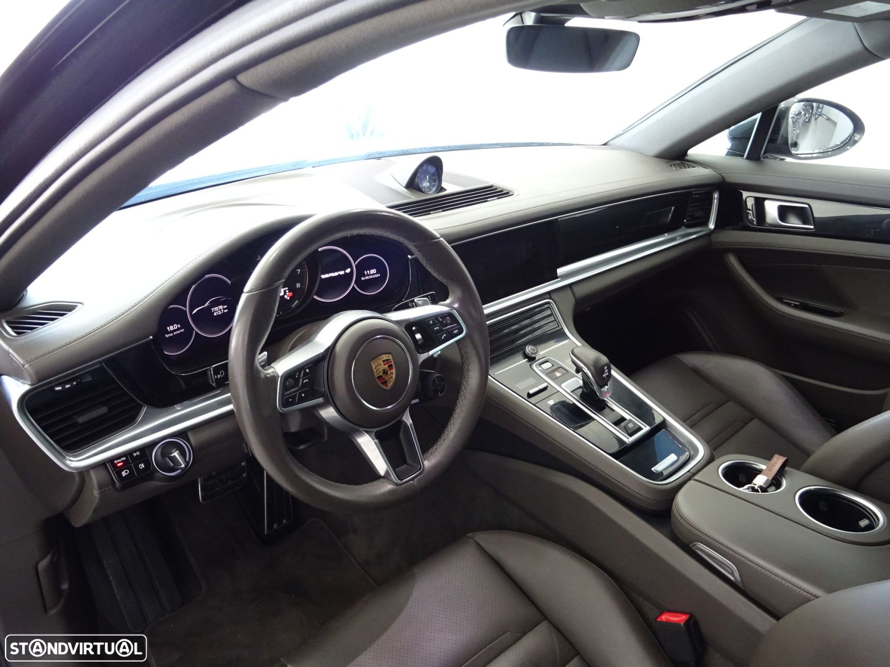 Porsche Panamera 4 E-Hybrid Executive - 9