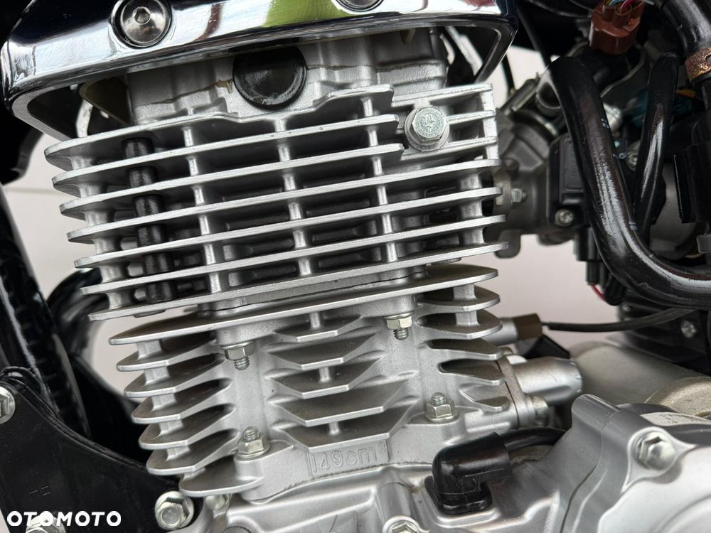 Suzuki Marauder - 22