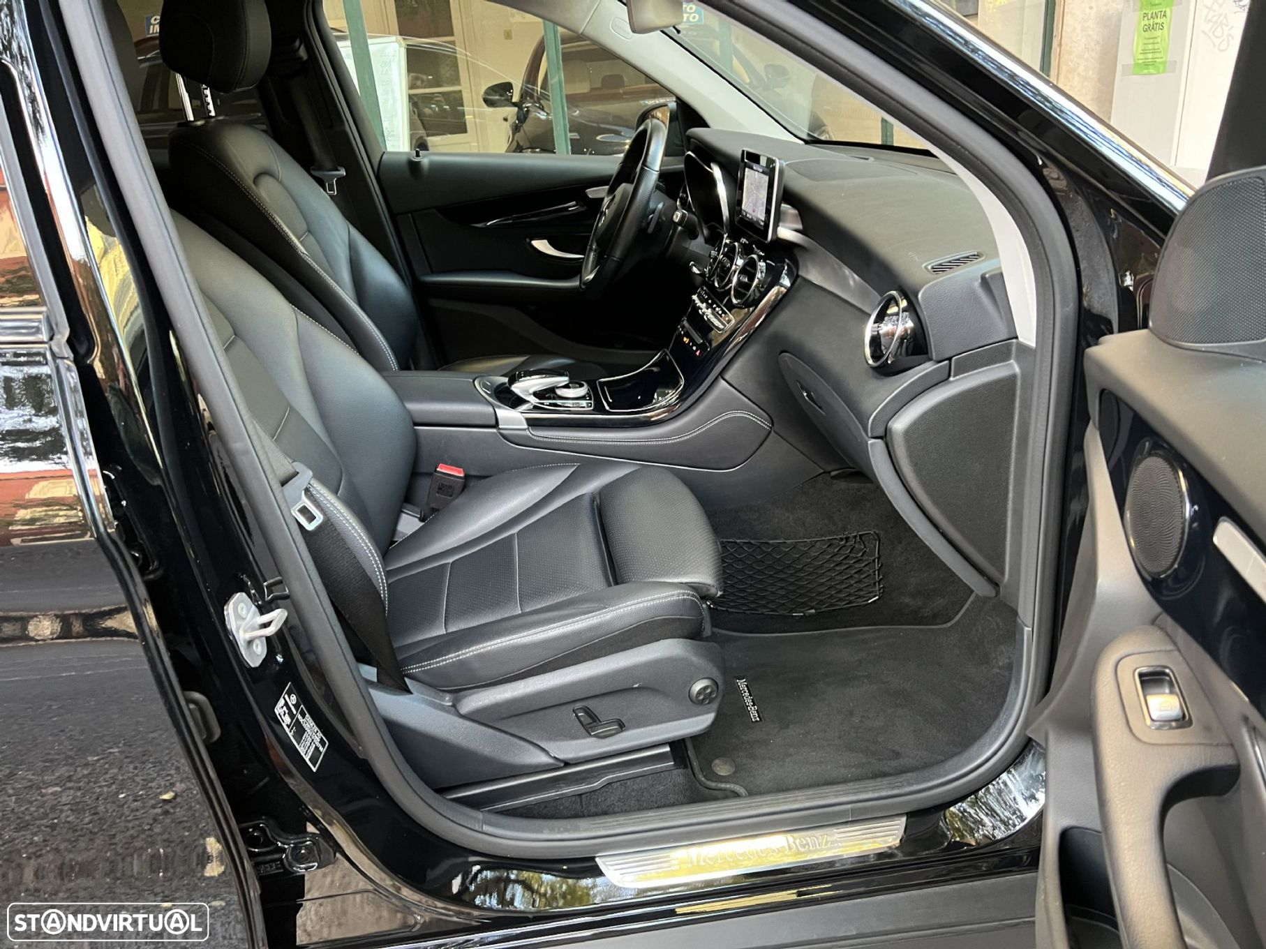 Mercedes-Benz GLC 220 - 13