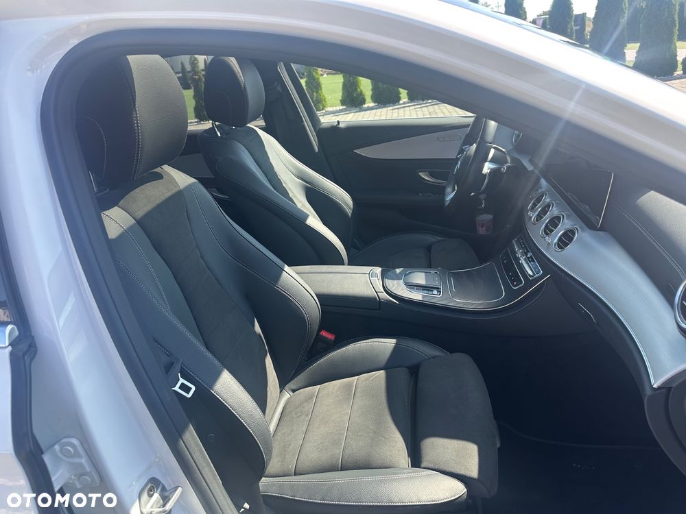 Mercedes-Benz Klasa E 220 d 4-Matic AMG - 17