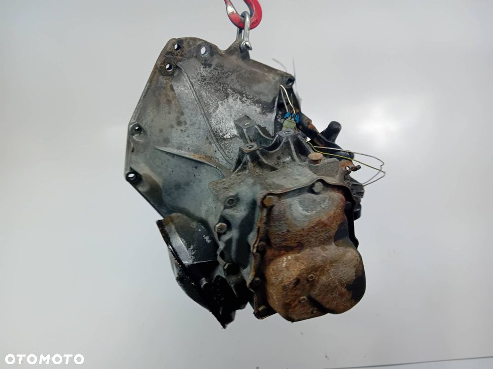 SKRZYNIA BIEGÓW OPEL CORSA B - 4