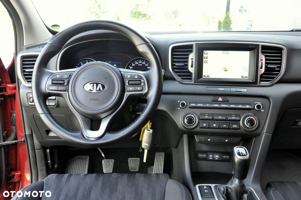 Kia Sportage 1.6 GDI L Business Line Plus 2WD - 37