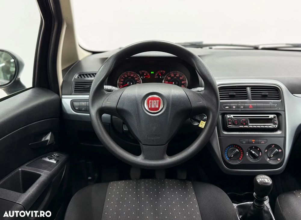 Fiat Punto 1.4 8V Dynamic - 6