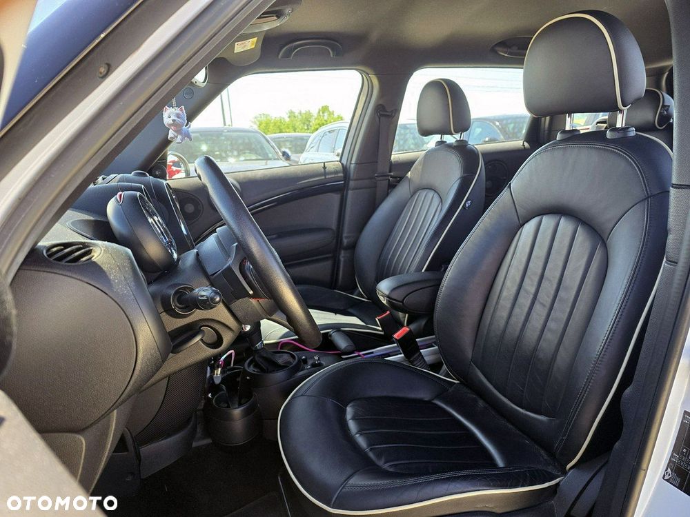 MINI Countryman - 24