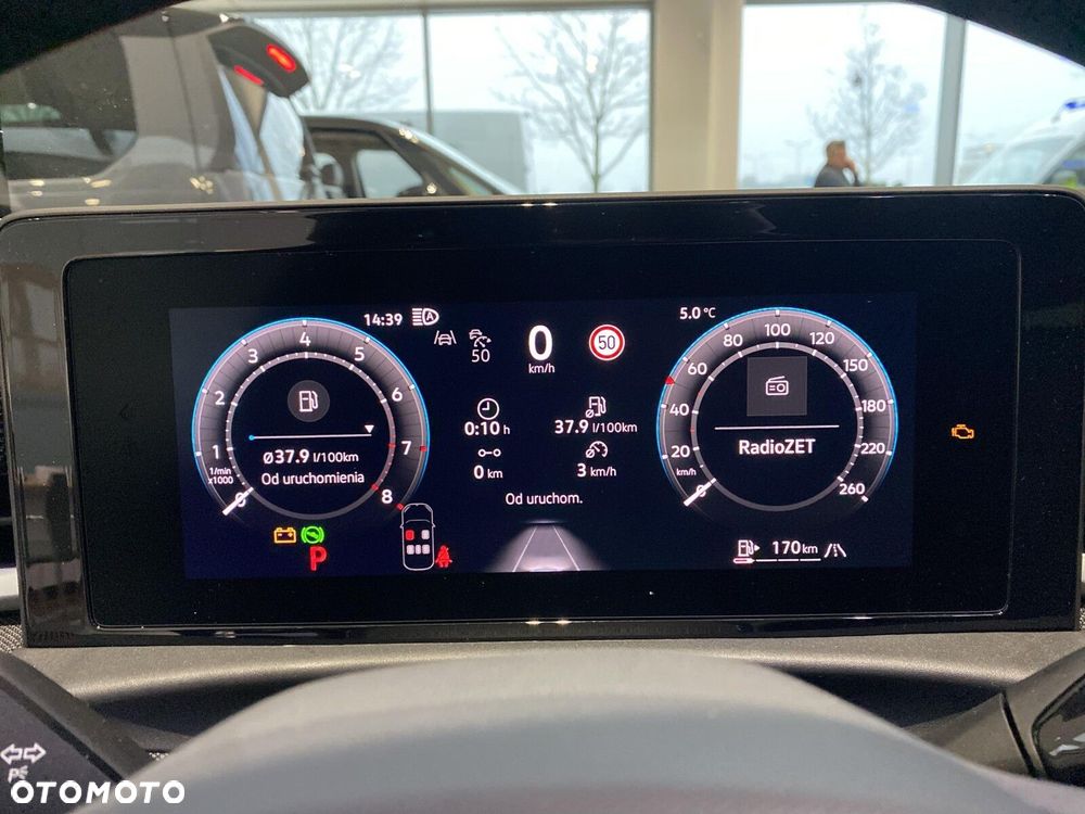 Volkswagen T-Roc - 14