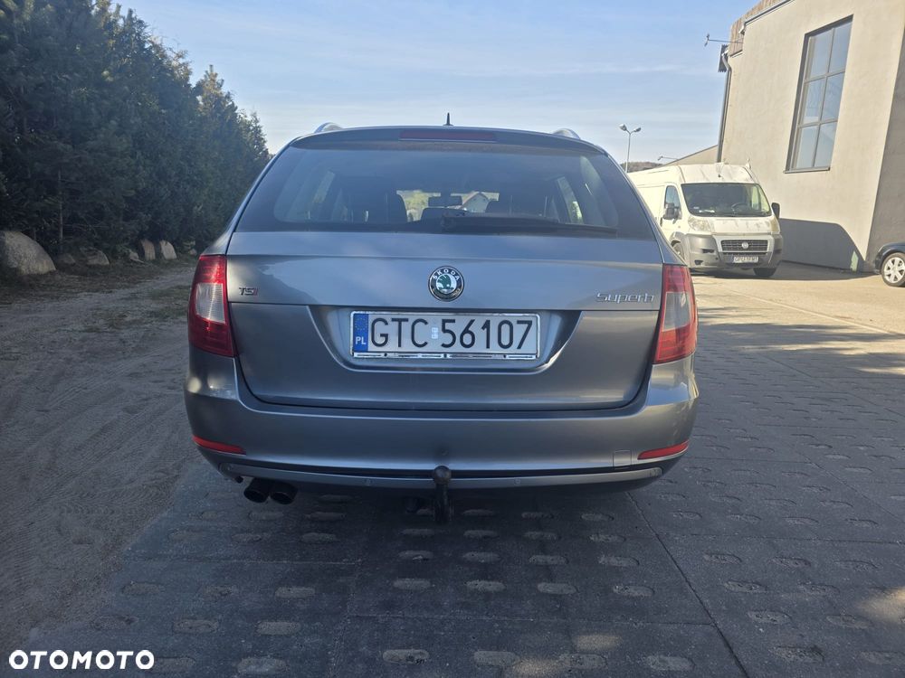 Skoda Superb 1.8 TSI Comfort DSG - 3